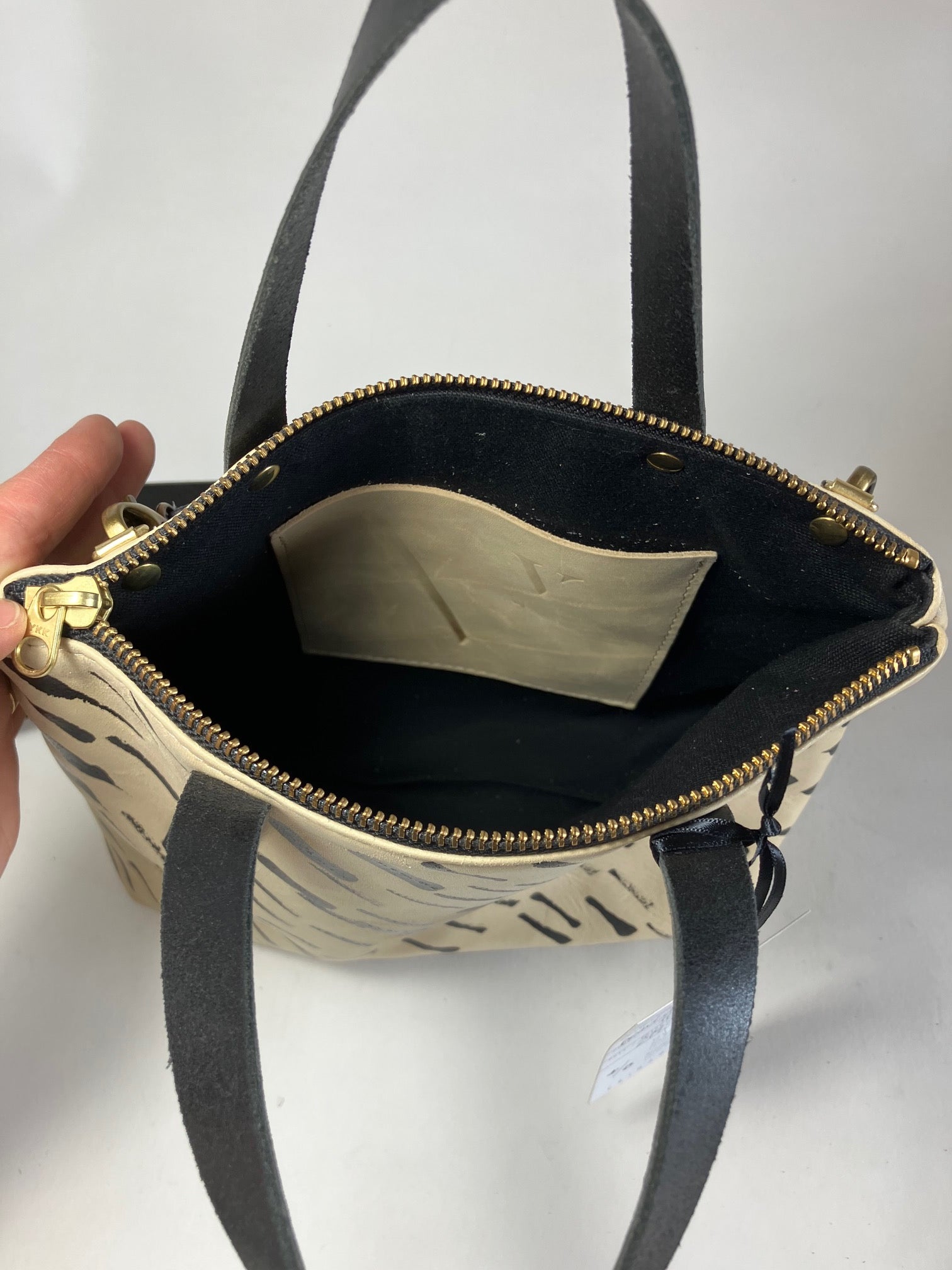 One of a kind piece handpainted Leather handbag with crossbody strap