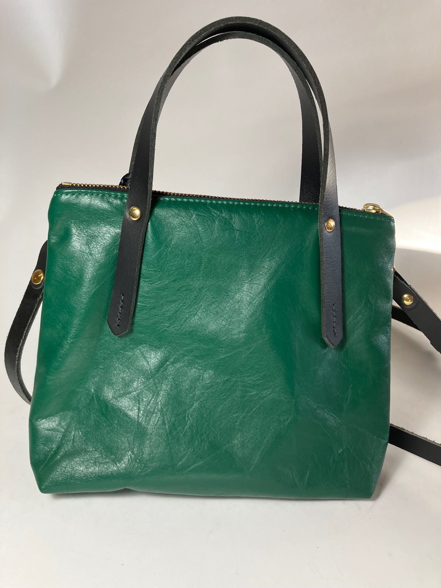 Leather handbag with crossbody strap PAPINEAU model