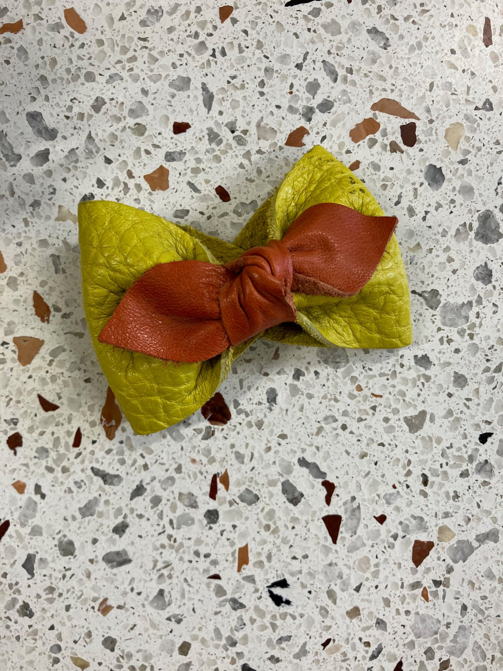 ONE OF A KIND Leather bow bracelet