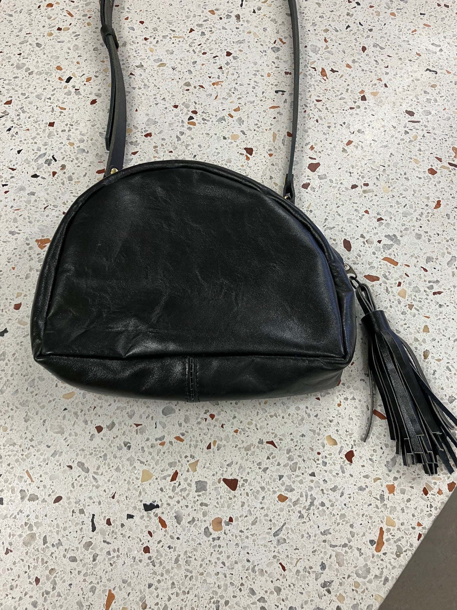 SAMPLE Leather shoulder bag with charm MERINGUE model