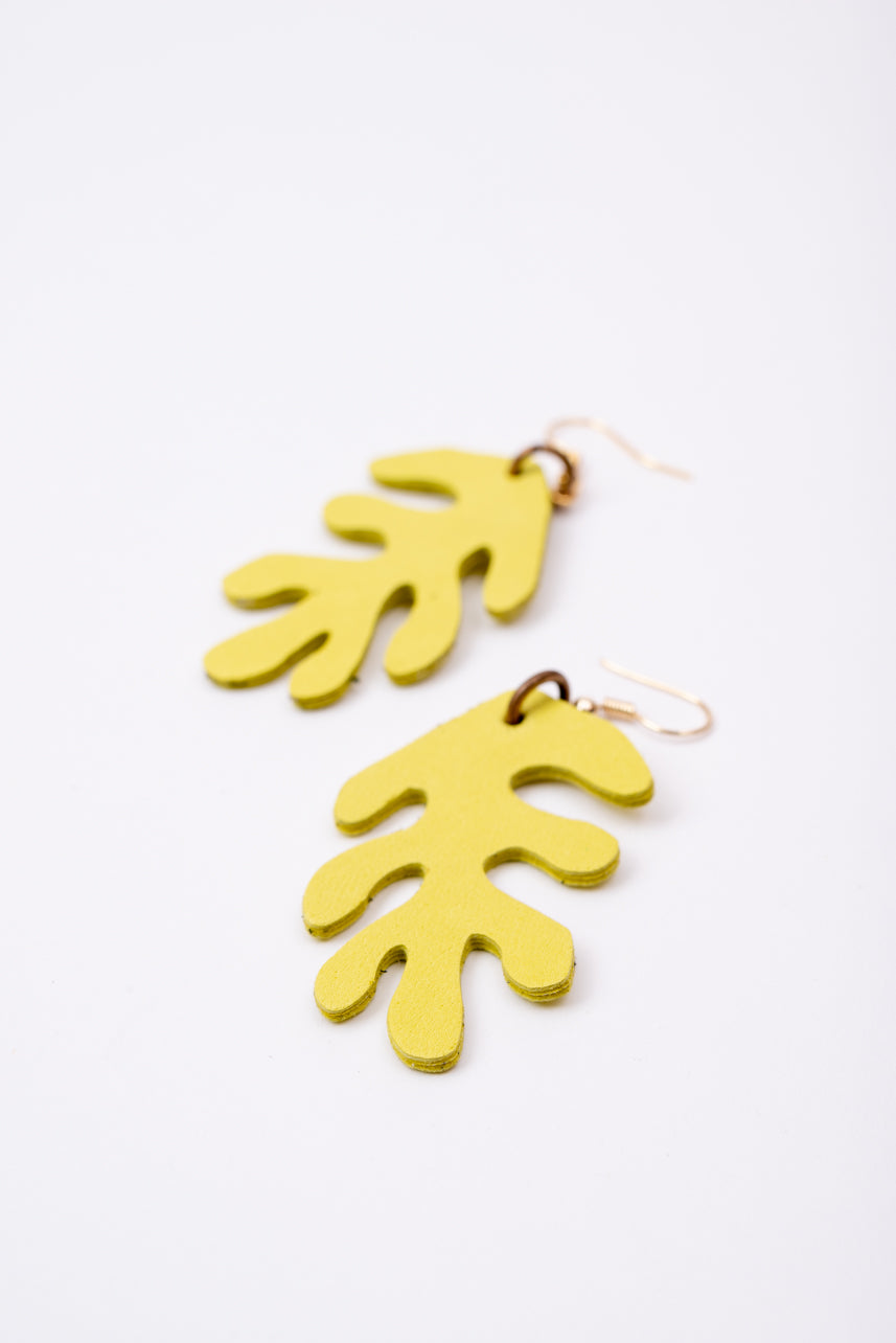 Leather organic leaf shaped earrings CORAIL model