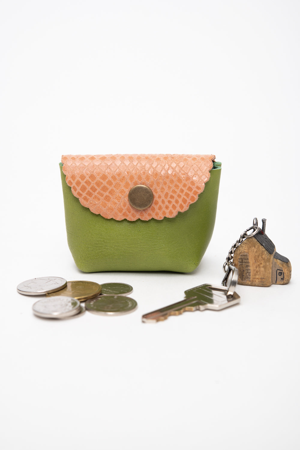 Veinage Leather Compact Mini Pouch Coin Purse CHOUQUETTE Model Unique Edition Made in Montreal Canada