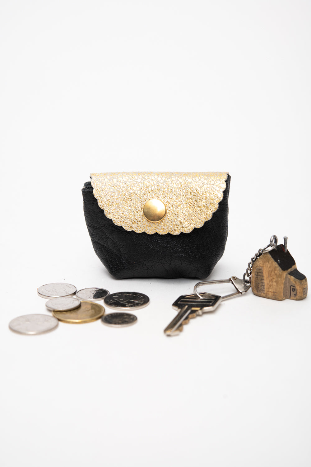 Veinage Leather Compact Mini Pouch Coin Purse CHOUQUETTE Model Unique Edition Made in Montreal Canada