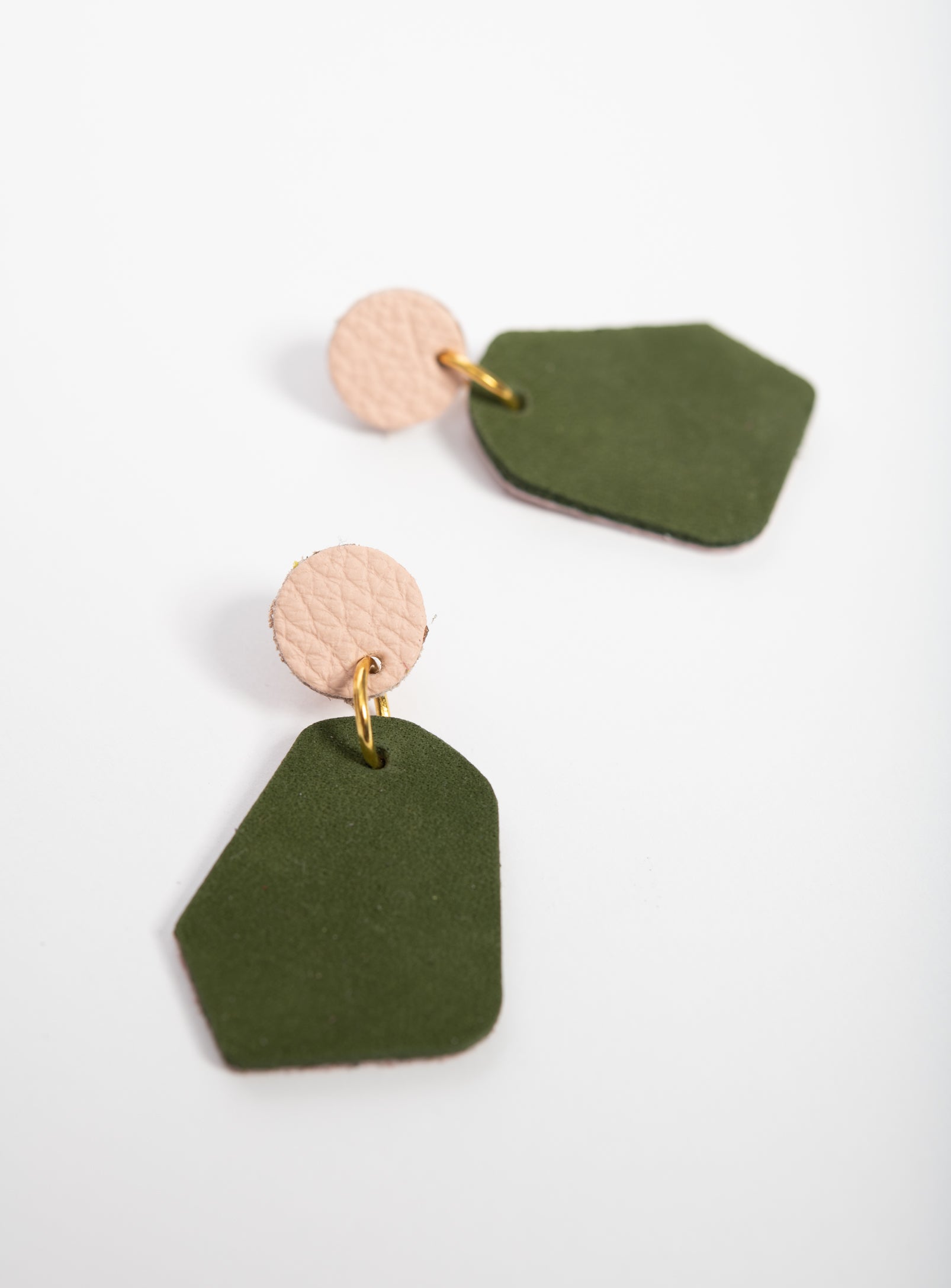 Large geometrical leather earrings DÉLIMA model, Veinage handmade in Montreal, Canada