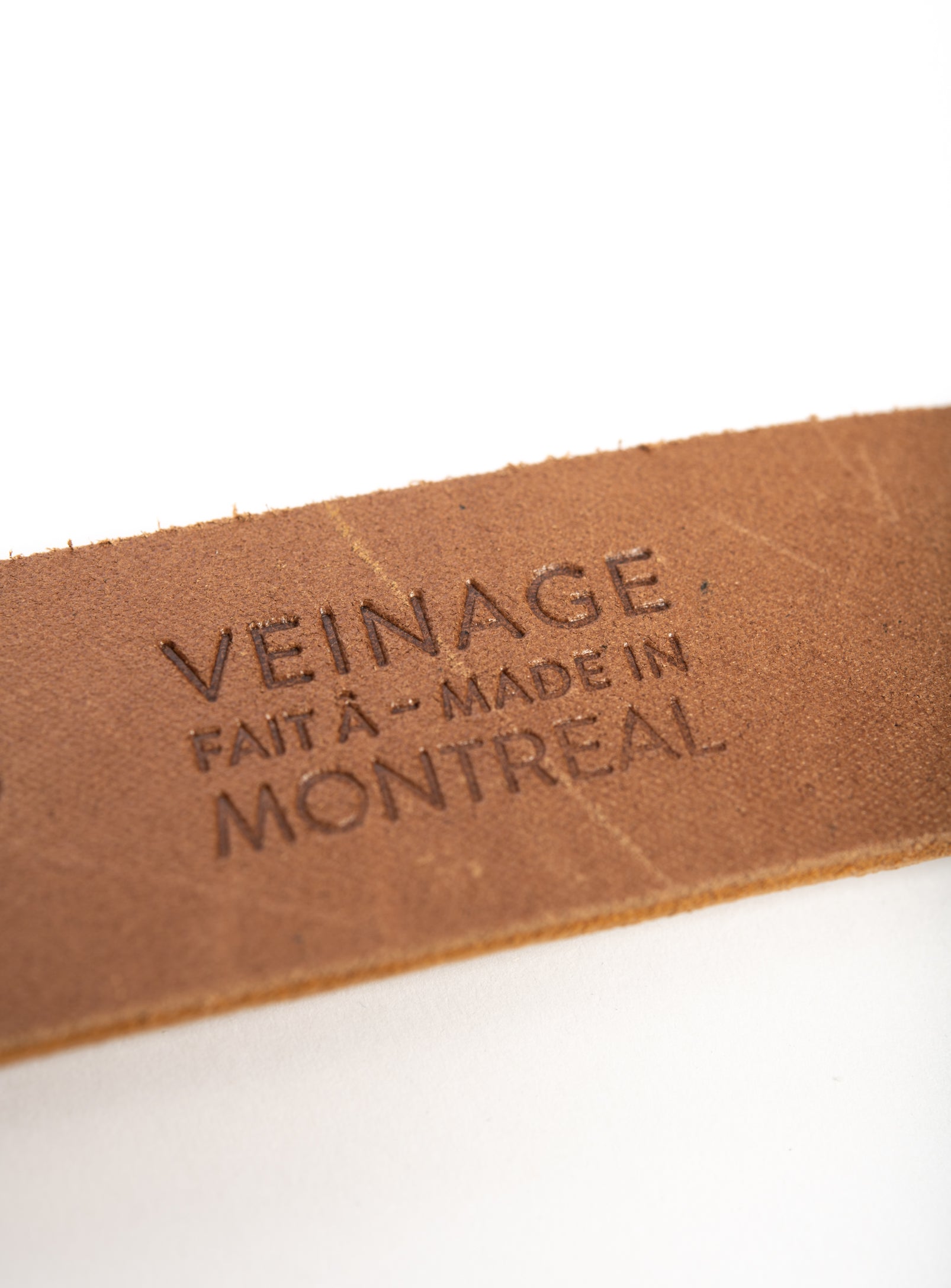 Leather belt with solid brass buckle by Veinage, handmade in Montreal, Canada