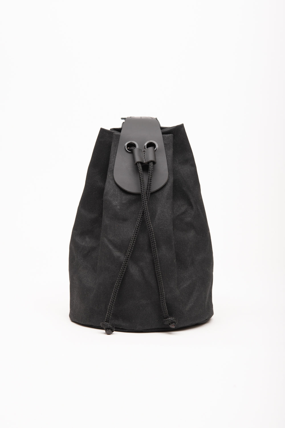 Veinage Bucket Bag in Waxed Canvas and Leather CANNELÉ model