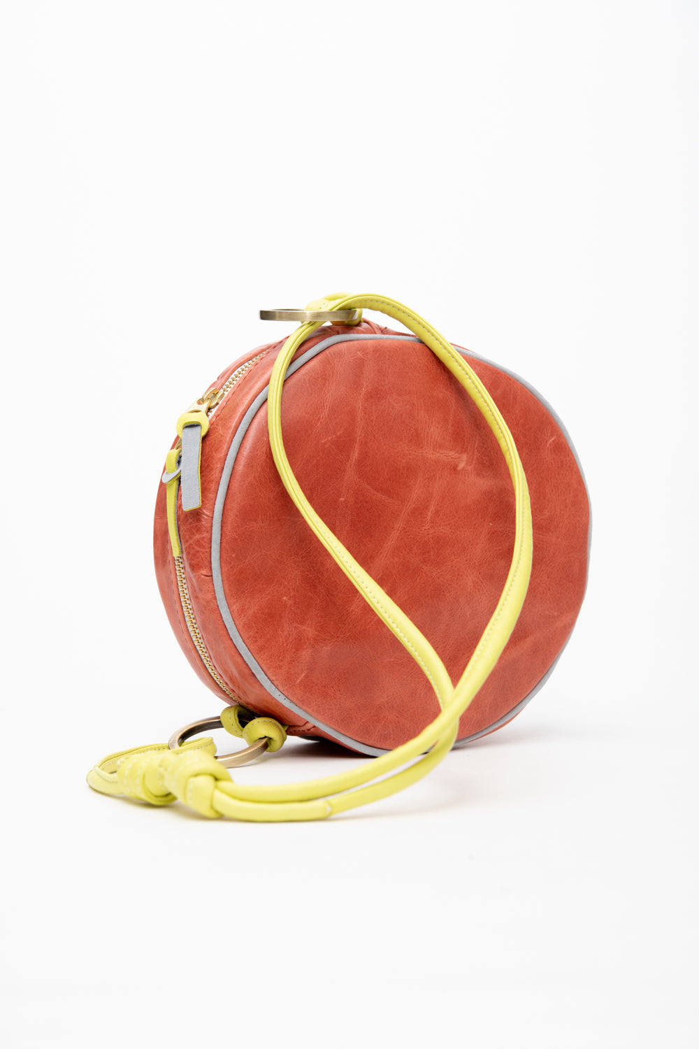 Veinage Round-Shaped Shoulder Handbag MACARON Model Made in Montreal Canada