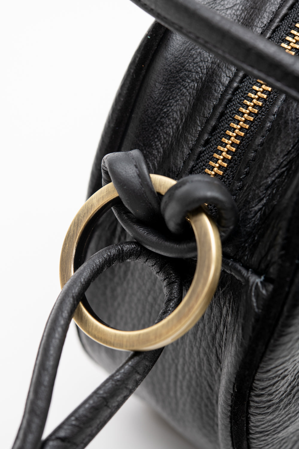 Veinage Round-Shaped Shoulder Handbag MACARON Model Made in Montreal Canada