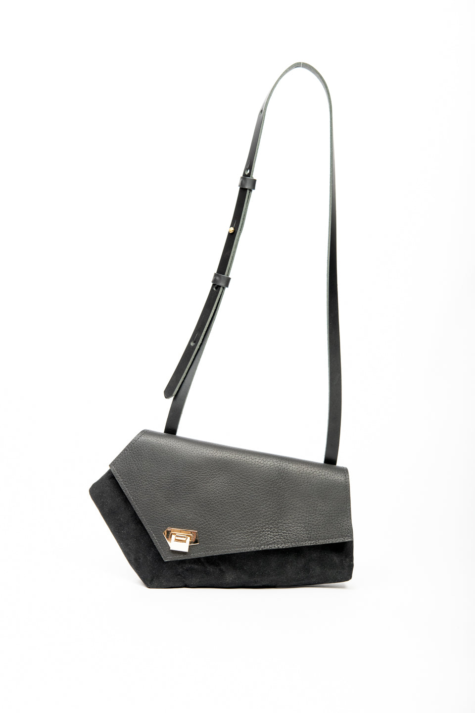 Five-sided polygon handbag PENTAGONO model from the Variable Geometry collection, handmade in Montreal, Canada