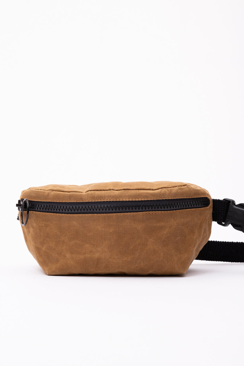 Fanny pack, waist bag PIO model handmade by Veinage, in Montreal, Canada