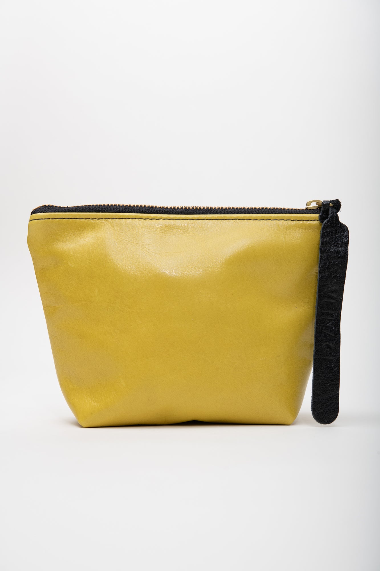 Veinage Garnier yellow leather pouch, handmade in Montreal, Canada