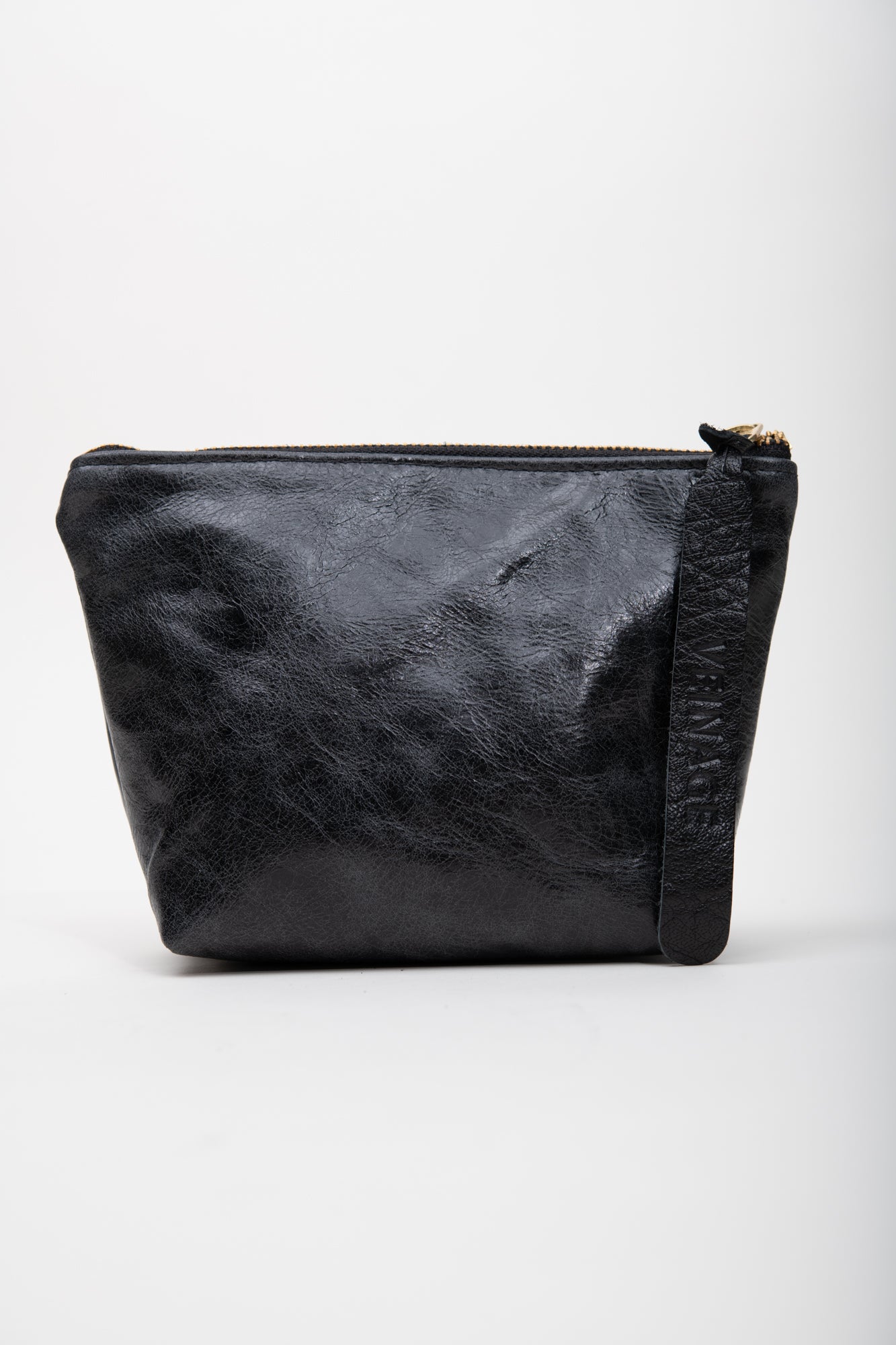 Veinage Garnier black leather pouch, handmade in Montreal, Canada