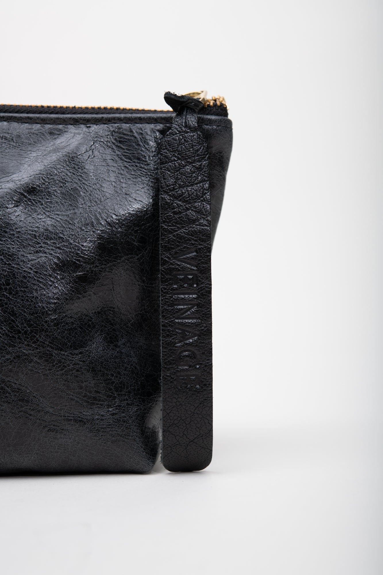 Veinage Garnier black leather pouch, handmade in Montreal, Canada