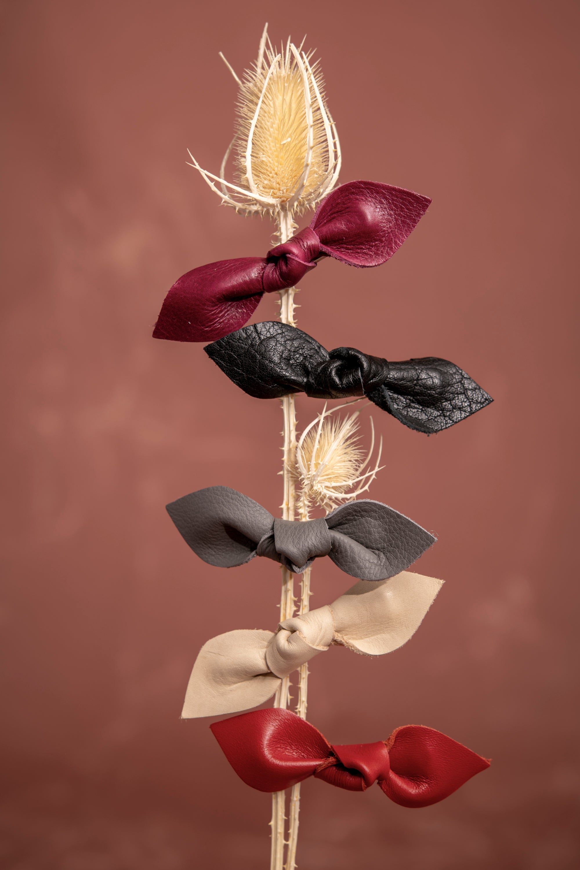 Veinage Leather hair clip and bow tie clip HOGAN model, handmade in Montreal, Canada