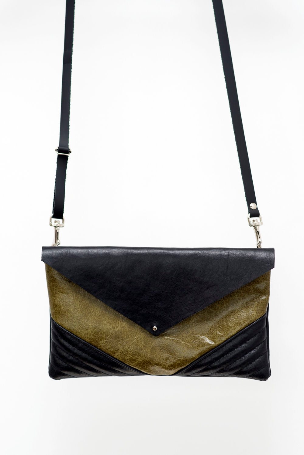 Leather clutch bag ÉMERAUDE made to order