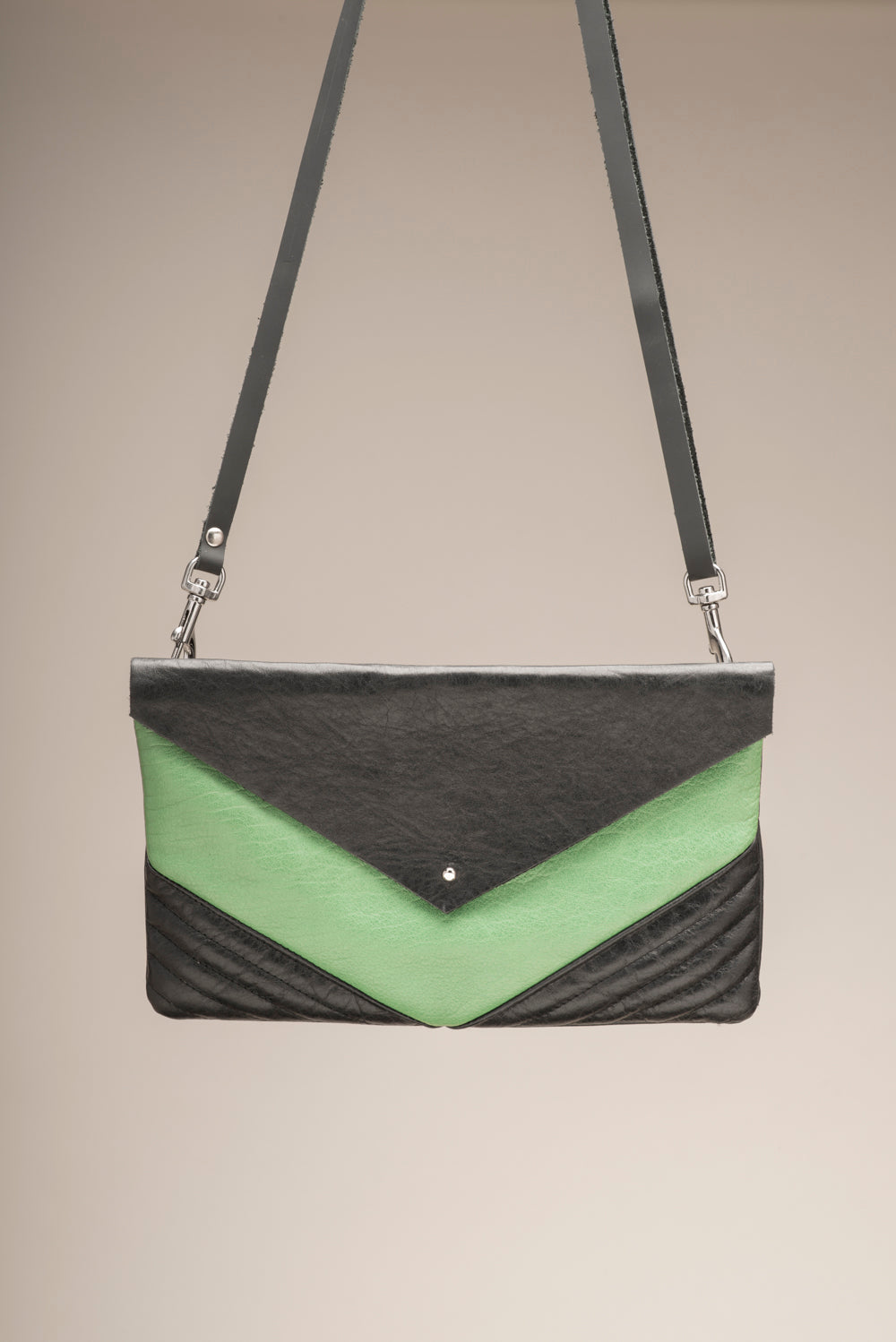 Leather clutch bag ÉMERAUDE made to order