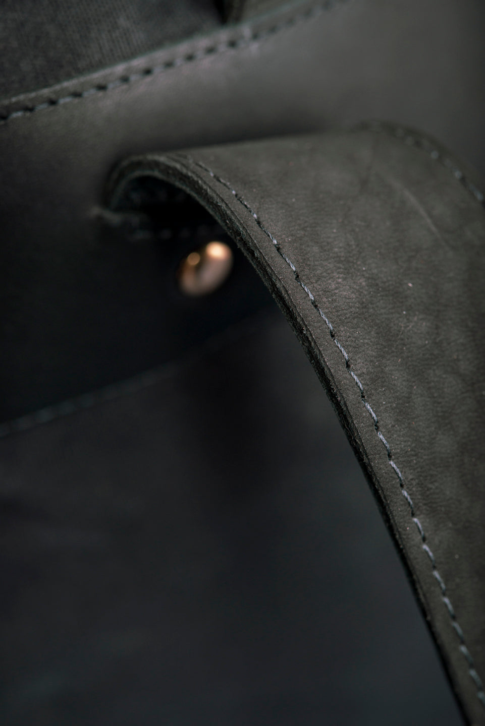 GILFORD leather and waxed canvas back pack, Veinage handmade in Montreal, Canada