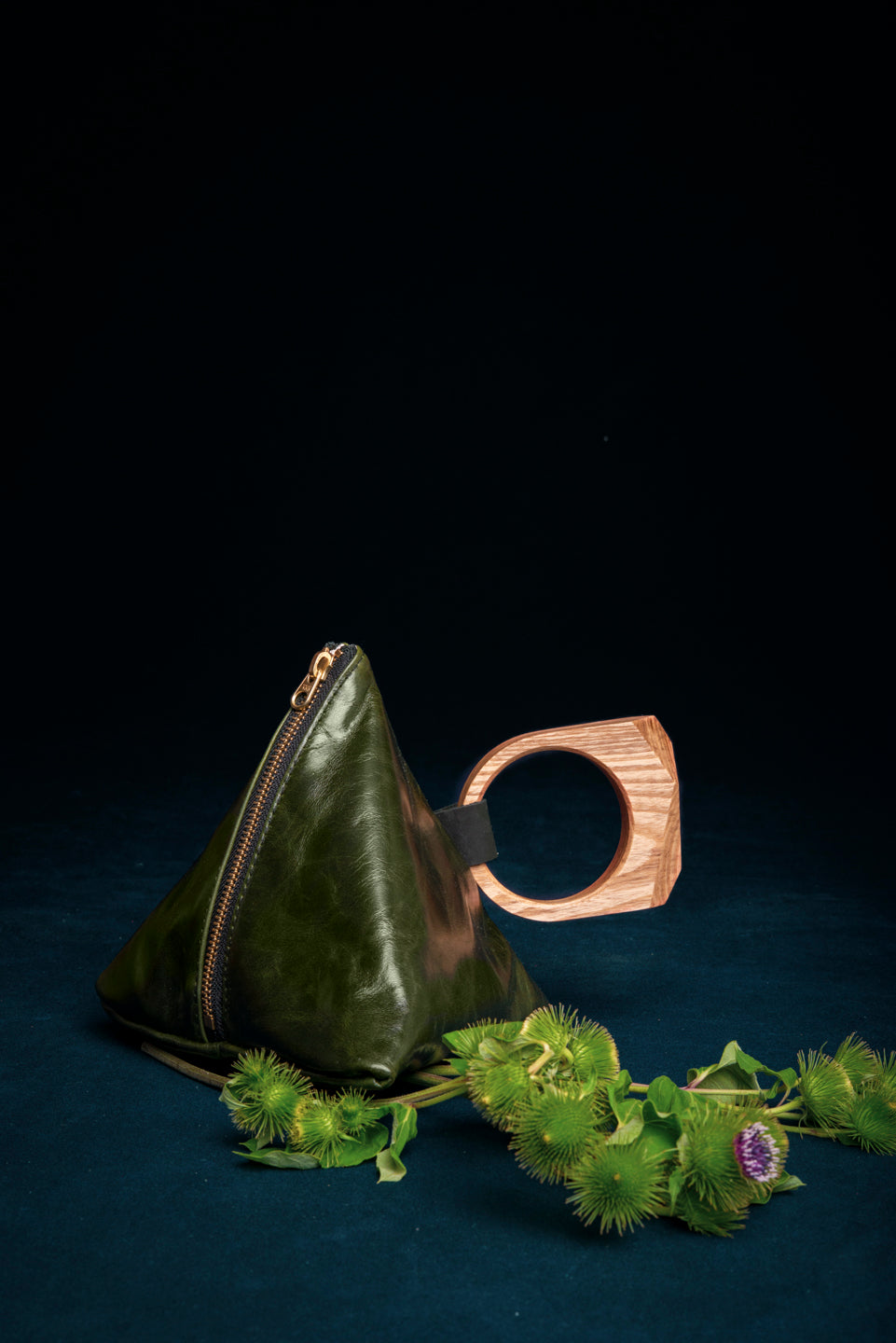 Veinage Laurier Handbag Wood handle, made in Montreal Canada