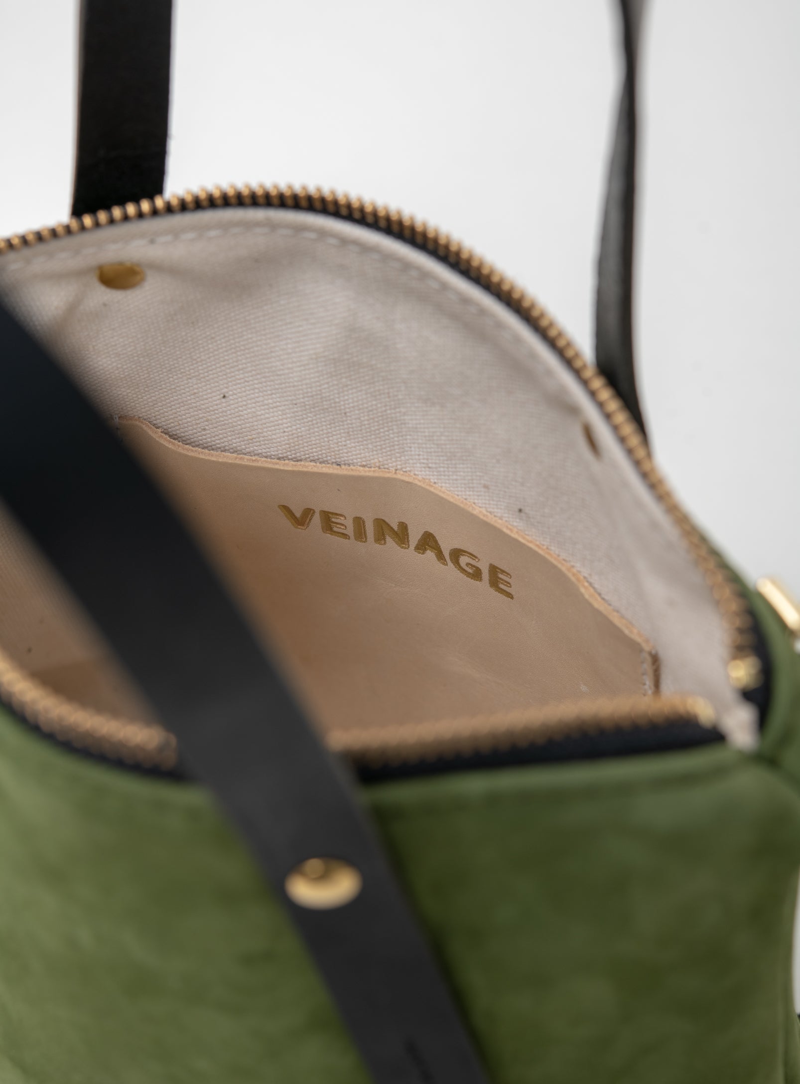 Leather handbag PAPINEAU made to order