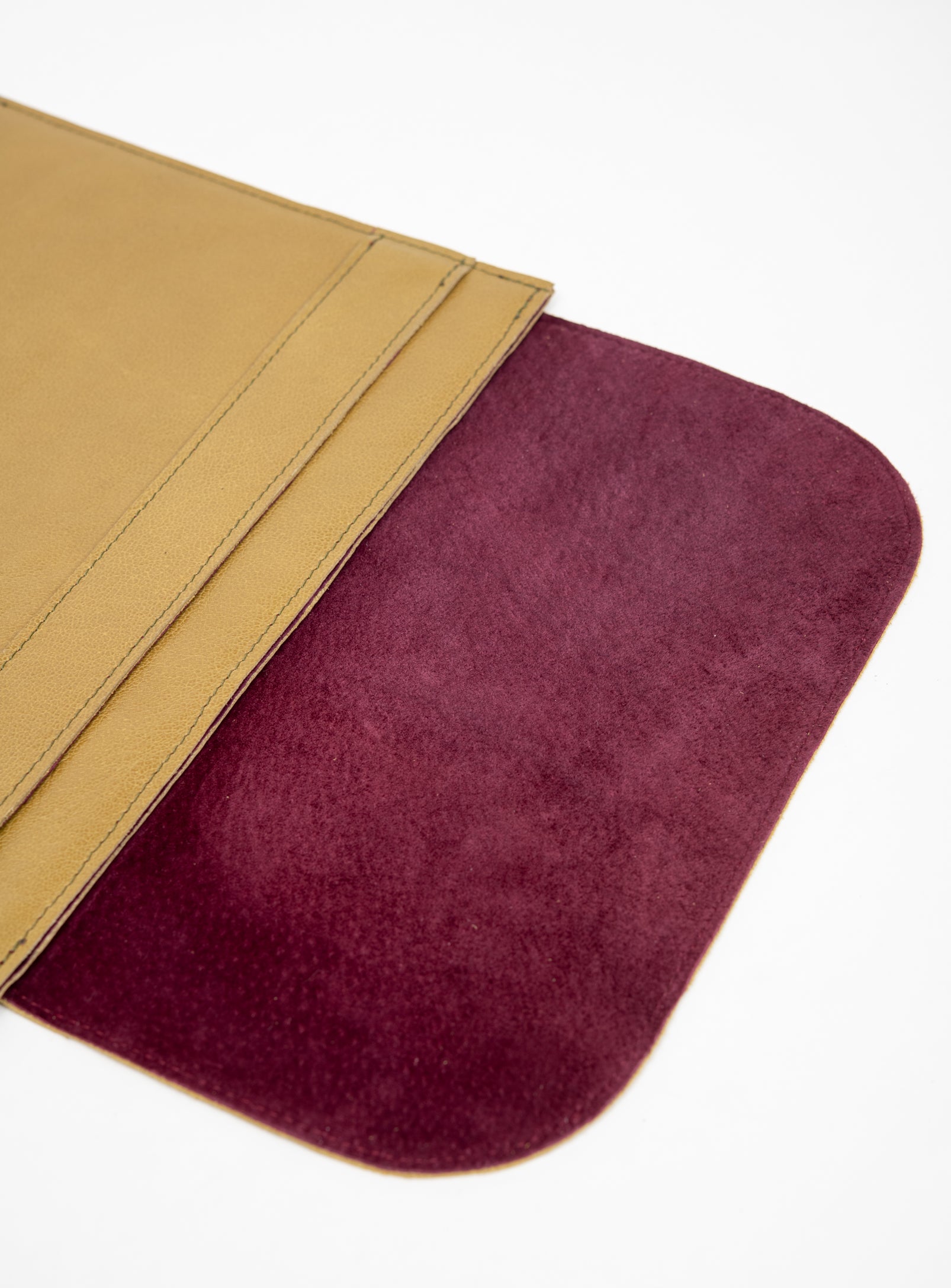 Veinage Leather laptop sleeve CINQUE TERRE model