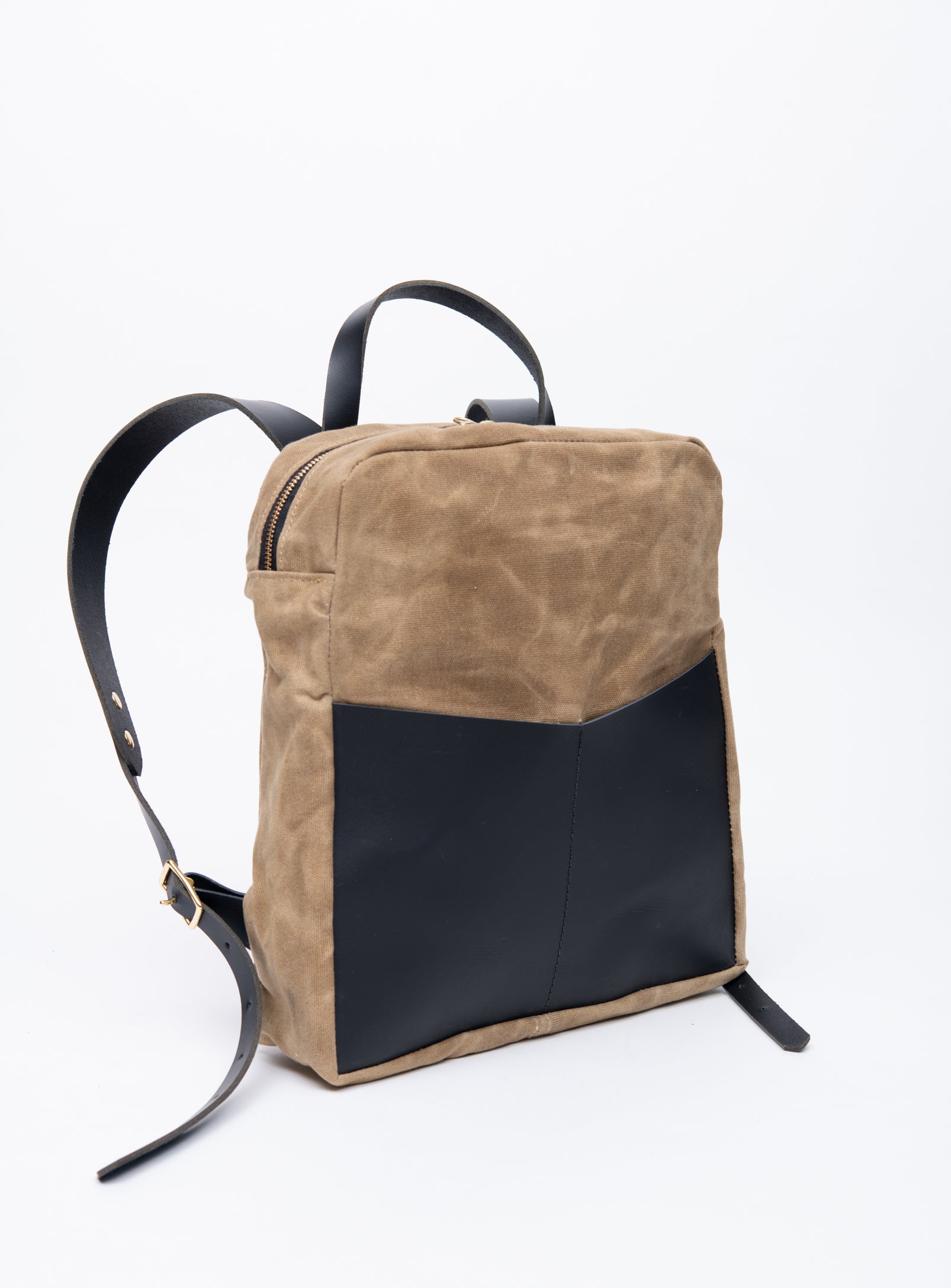 Veinage Gilford black leather and army green waxed canvas backpack, handmade in Montreal Canada